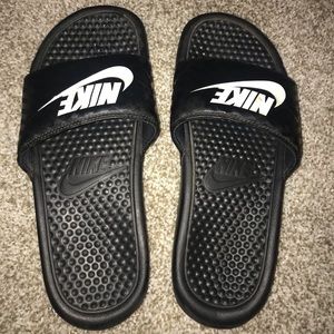 ❌SOLD❌ Black Nike Slides/Sandals